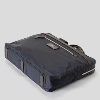 商品イメージのサムネイル　DAY TRIPPER ブリーフケース
