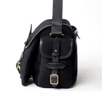 商品イメージのサムネイル　CORE CANVAS ショルダー