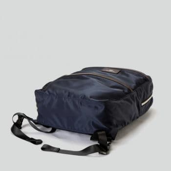 商品イメージのサムネイル　DAY TRIPPER ビジネスリュック