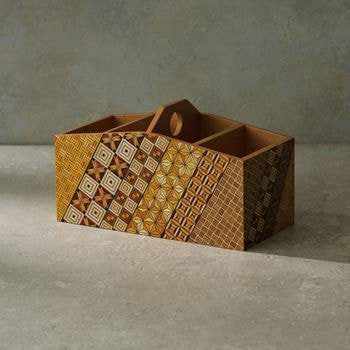 商品イメージのサムネイル　Made In Japan with 日本のおいしい食べ物 (カードカタログ) ＜茜(あかね)＞