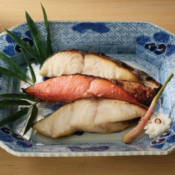 商品イメージのサムネイル　Made In Japan with 日本のおいしい食べ物 (カードカタログ) ＜藤(ふじ)＞