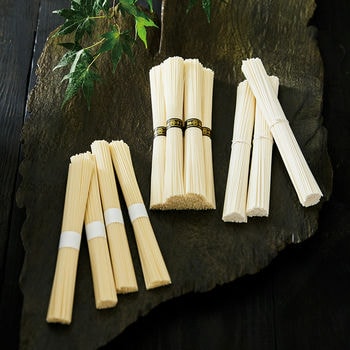 商品イメージのサムネイル　Made In Japan with 日本のおいしい食べ物 (カードカタログ) ＜柳(やなぎ)＞