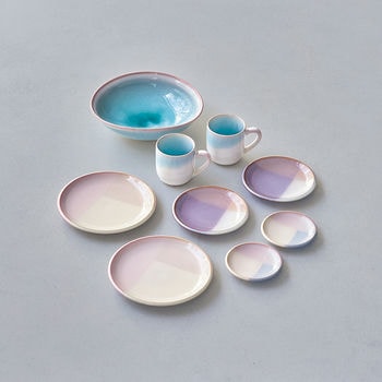 商品イメージのサムネイル　Made In Japan with 日本のおいしい食べ物 (カードカタログ) ＜唐金(からかね)＞＊2点選べる